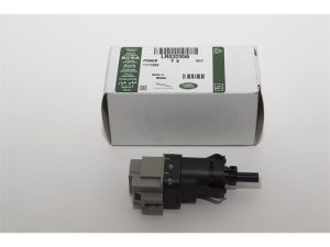 LR032956LR