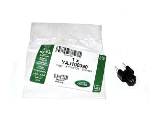 YAJ100390LR